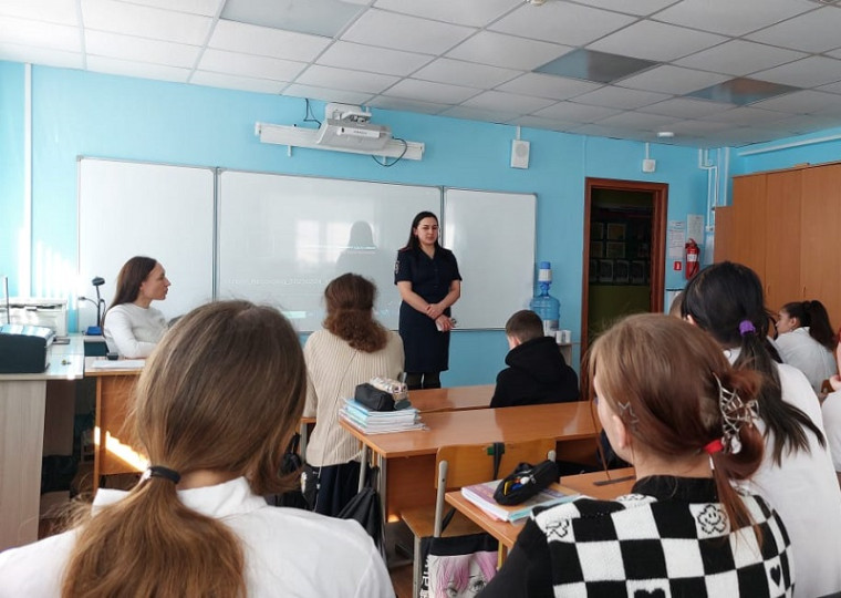 Произошел разговор о жизненно важных знаниях.